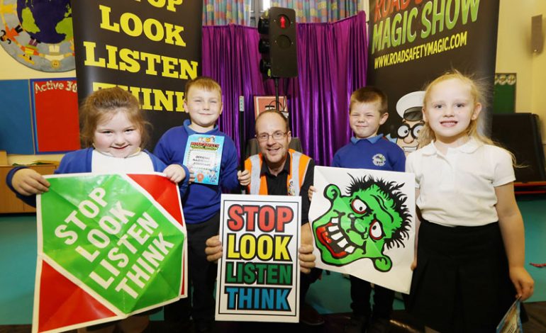 Spreading road safety messages with the help of a little magic
