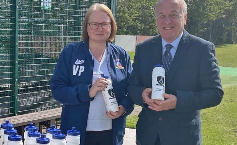 Aycliffe’s cricket team introduces water bottles to reduce single use plastic usage