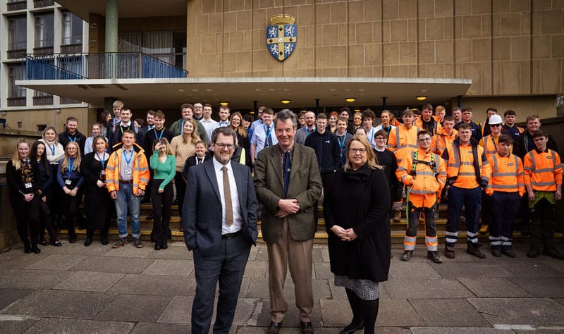 Council to recruit 100 new apprentices