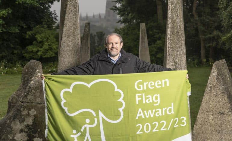 Raising Green Flag Awards across County Durham