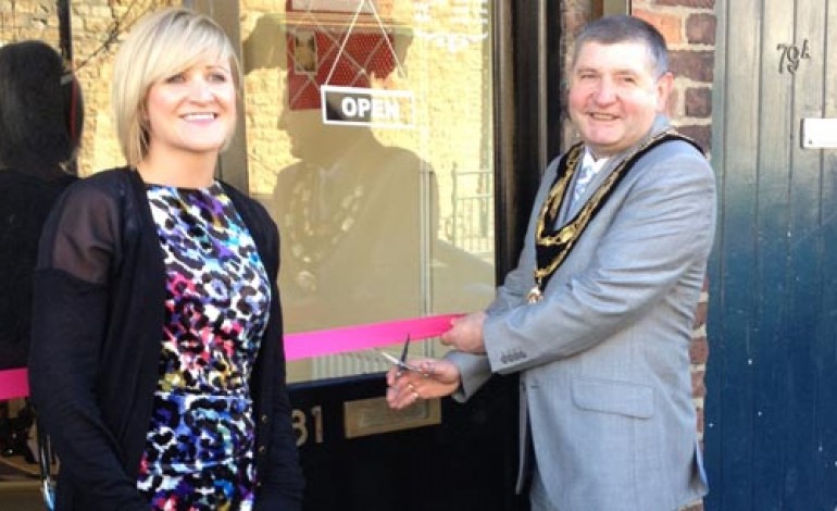 AYCLIFFE GIRL OPENS NEW SHOP
