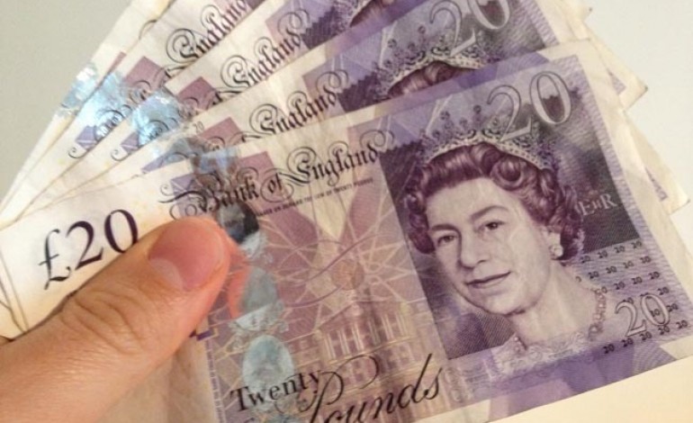 POLICE WARNING OVER FAKE £20 NOTES