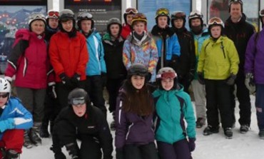 STUDENTS ON THE SLOPES IN ITALY