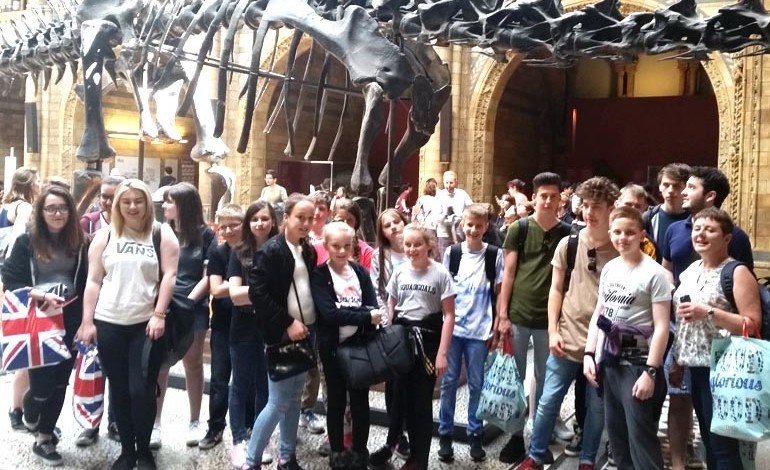 Aycliffe students enjoy London trip