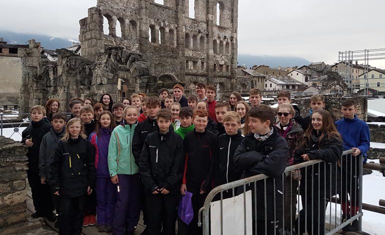 Students enjoy ski trip to the Aosta Valley