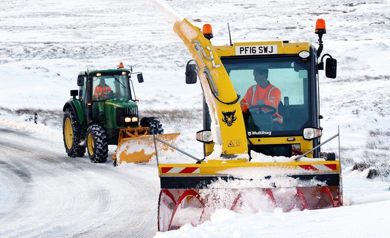 Work continuing to minimise snow disruption