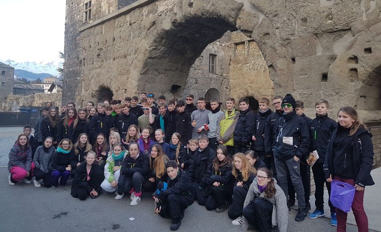 Aycliffe students enjoy Italian skiing trip