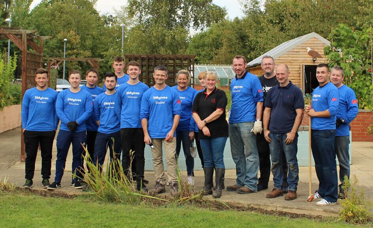 3M staff spend volunteering day at Aycliffe wellbeing centre