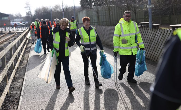 Thousands of volunteers support Big Spring Clean