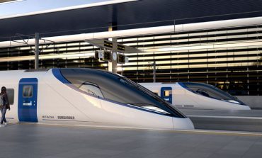 HS2: Hitachi and Bombardier bid to build trains