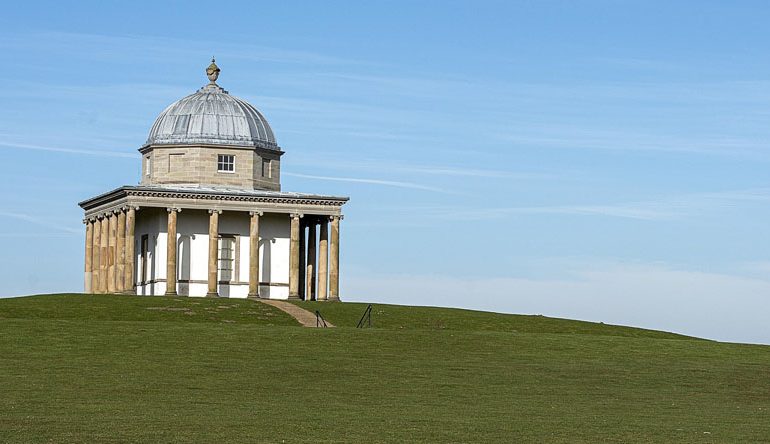 Visitors to parks, beaches and open spaces reminded to follow guidance