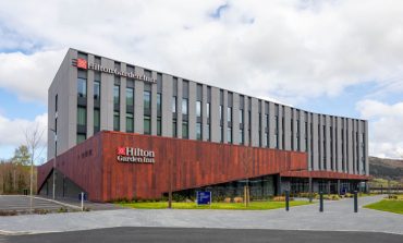 Roman completes bathrooms at Snowdonia’s new Hilton Garden Inn