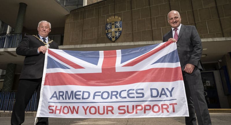 Council shows its support for the armed forces