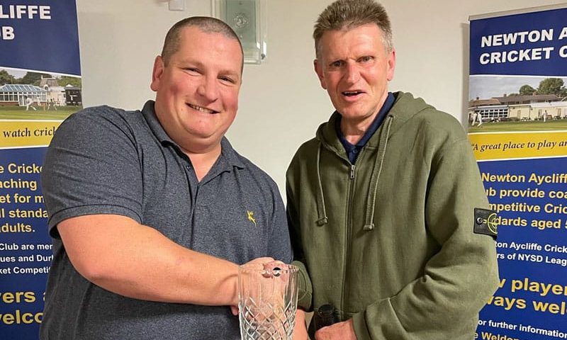 Special award for 10,000-runs milestone during cricket presentation